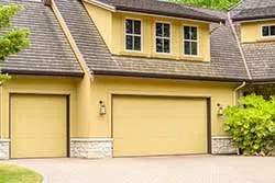 Security Garage Door Service Cranston, RI 401-289-2577 - residential-side